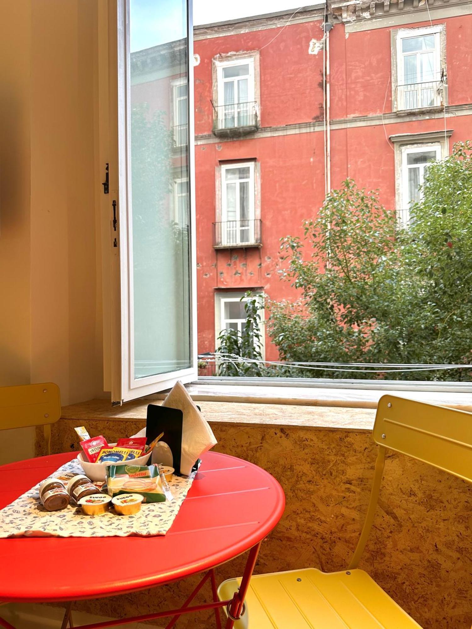 Santa Maria Maggiore Suite Napoli Esterno foto